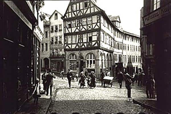 Oskar Barnack, Wetzlar Eisenmarkt, 1913