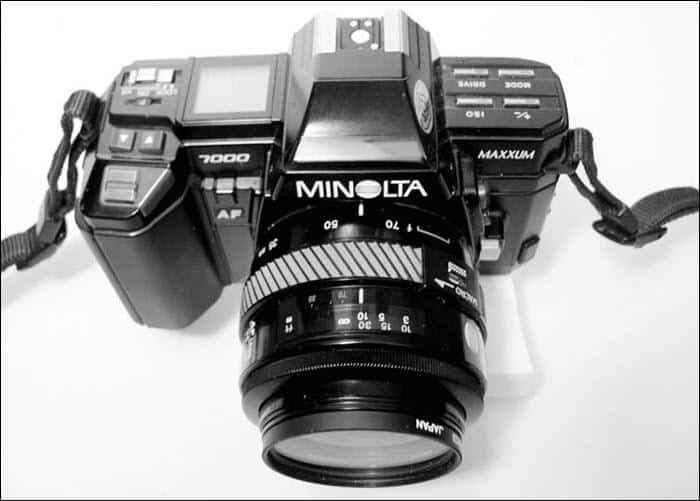 Minolta Maxxum 7000 — First 35mm All-Auto SLR