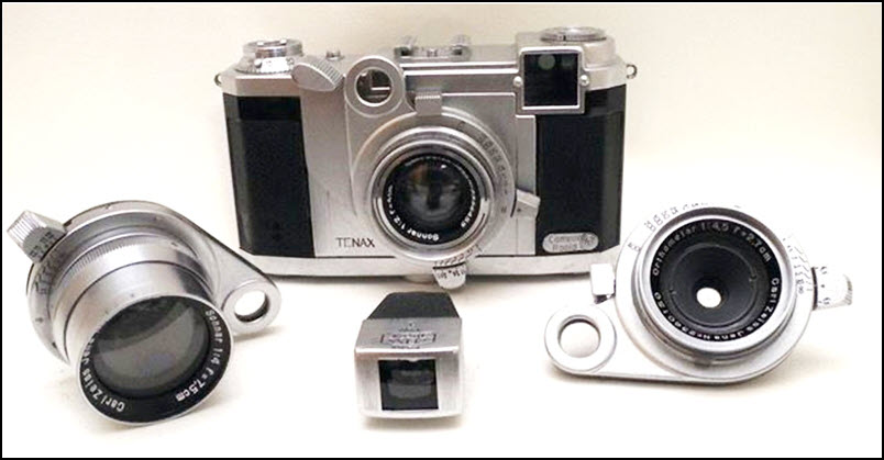 Tenax II camera with (l-r) 7.5cm Sonnar 1:4; 4.0cm Sonnar 1:2 (on camera); 2.7cm Orthometer 1:4.5. Note the square frame windows of the accessory viewfinder and the rangefinder.